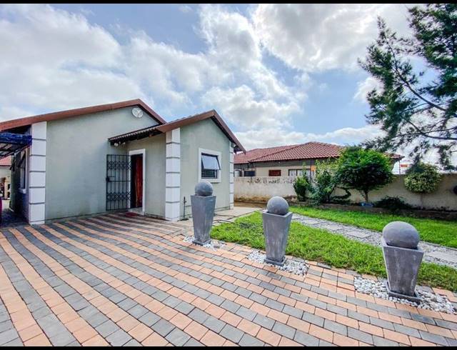 2 BEDROOM HOUSE FOR SALE IN POLOKWANE